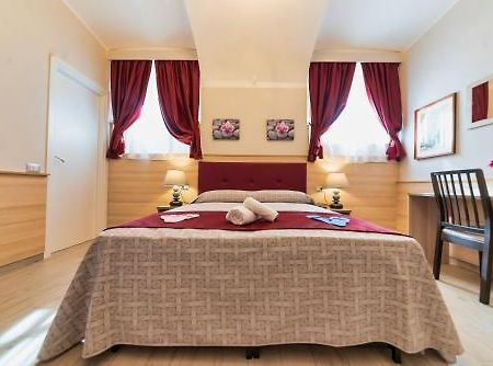 Hotel Manzoni Rome Luaran gambar